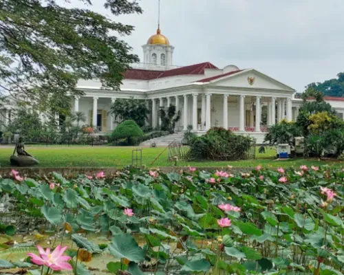 Bogor City Full-Day Private Tour from Jakarta with Pick Up